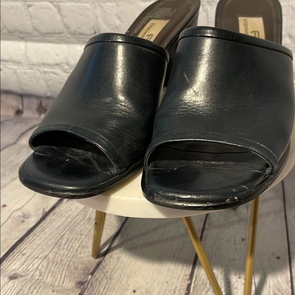 Etienne Aigner Navy Leather Mules with Block Heel Sz 7 - Picture 5 of 6